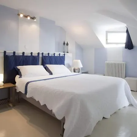 Ondina - Wonderful With Private And Big Garden Villa Saló