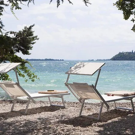 Villa Ondina - Wonderful With Private And Big Garden Salo