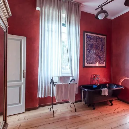 Ondina - Wonderful With Private And Big Garden Villa