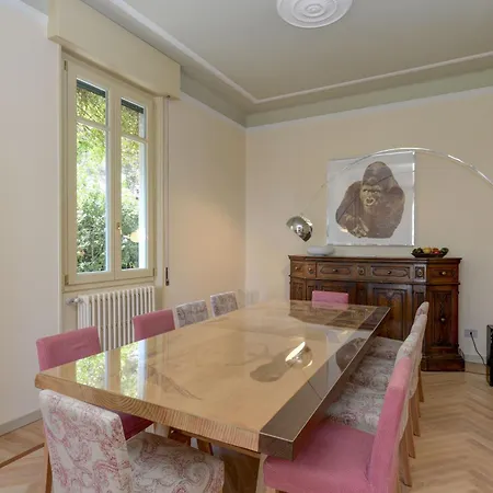 Ondina - Wonderful With Private And Big Garden Villa Saló