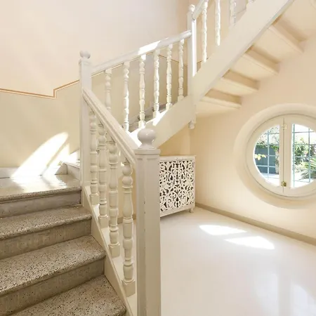 Ondina - Wonderful With Private And Big Garden Villa *